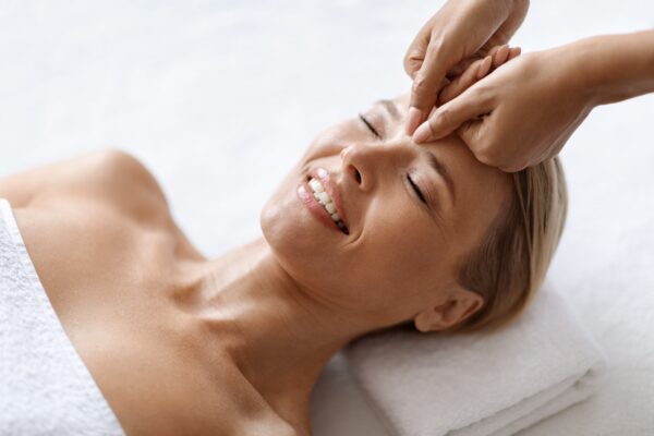 Read more about the article Global anti-ageing massage